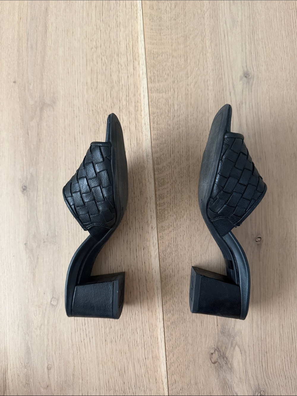Pura Lopez Black Woven Leather Mule Heels - Picture 3 of 6